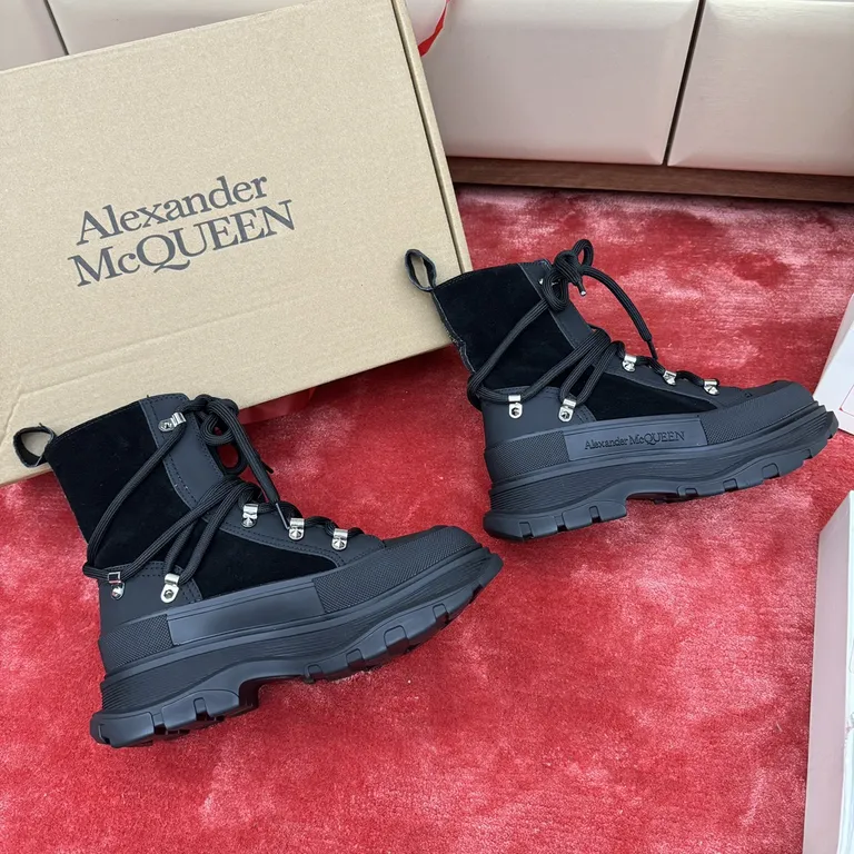 Alexander McQueen Shoe 